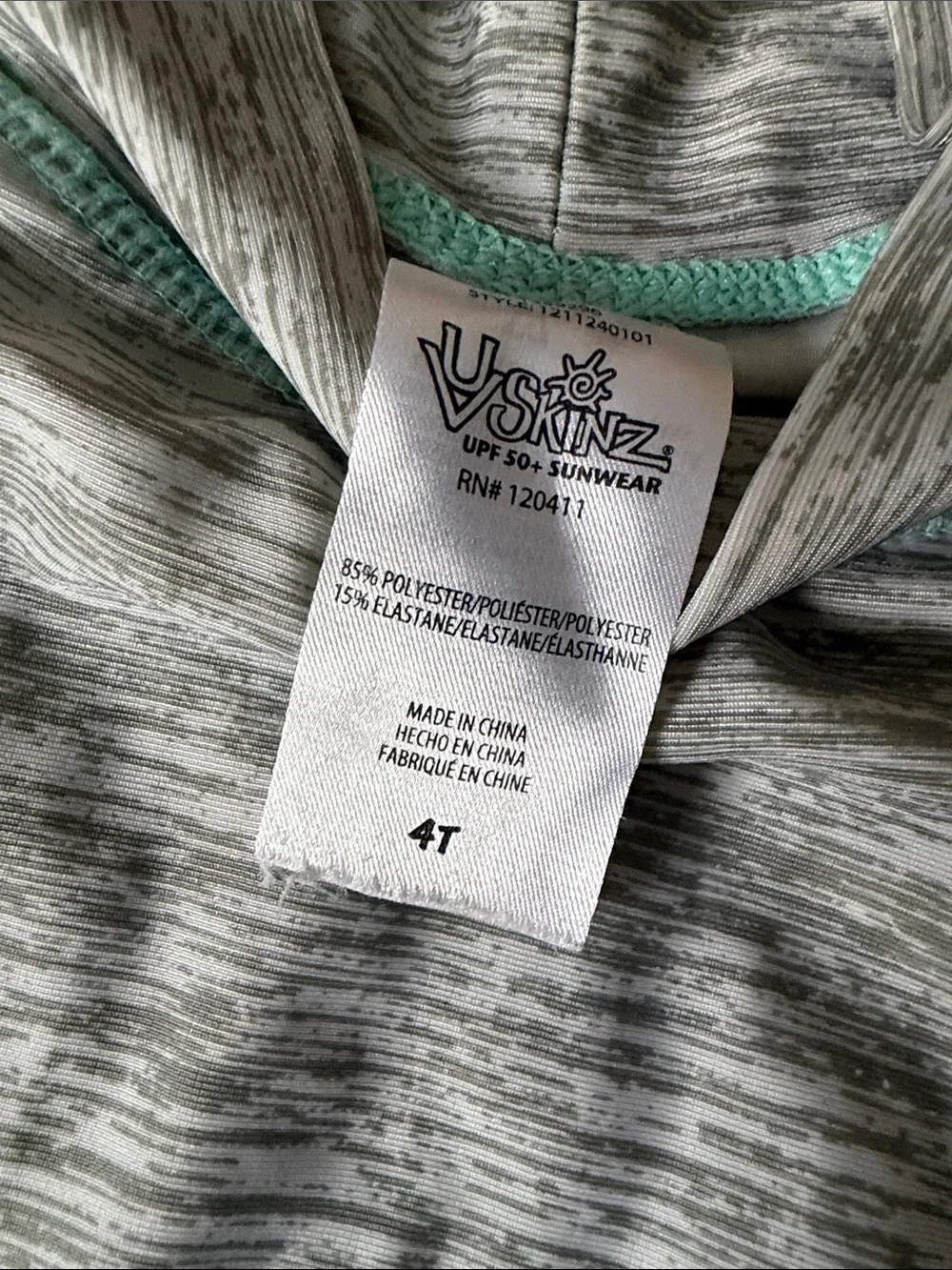 Boys' Mint & Gray Manta Ray Swim Trunks and Rash Guard Set
